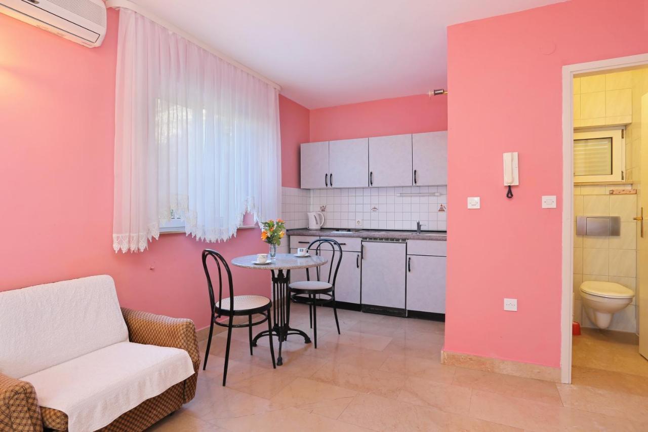 Apartments With A Parking Space Marusici, Omis - 18497 Mimice Exterior photo